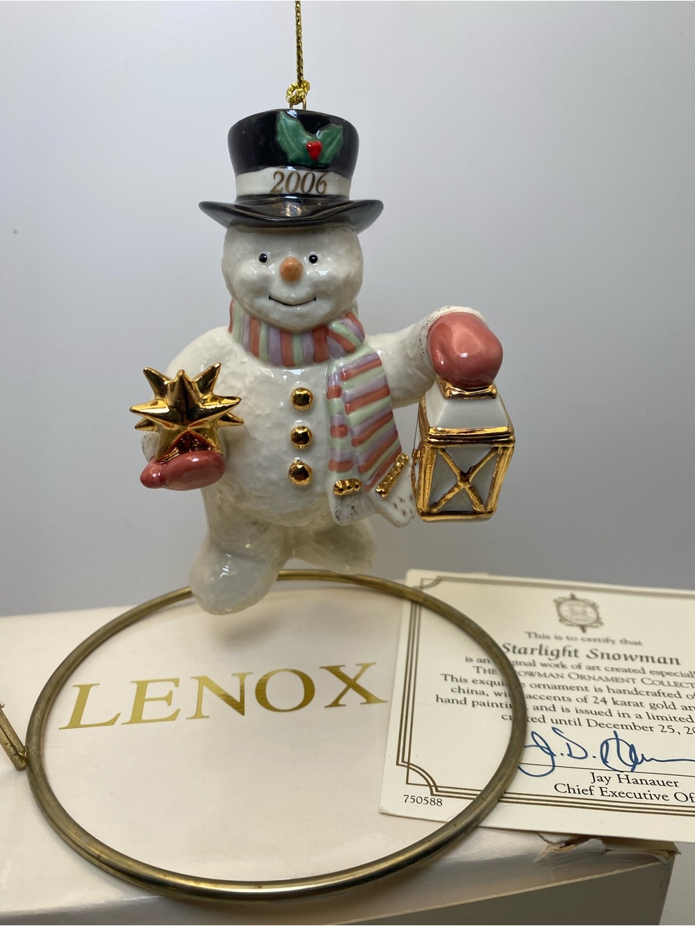 NEW in box Vintage 2006 Lenox Holiday porcelain Snowman Ornament Christmas tree